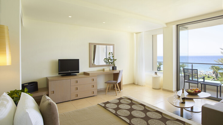 The Ixian Grand & All Suites